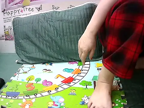 -Tilly online show from March 10, 2025, 1:43 pm