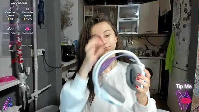  Nika Kik online show from December 18, 2025, 5:52 pm