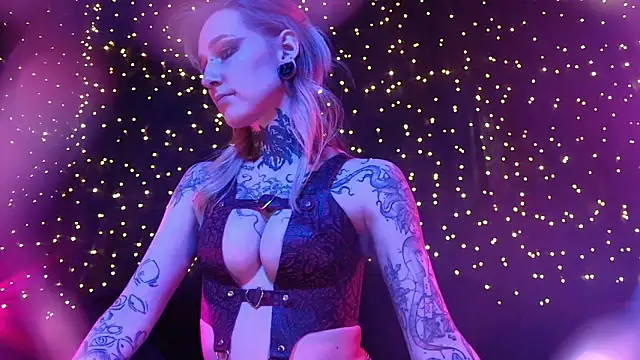 Littlespacemouse online show from February 14, 2026, 10:56 am