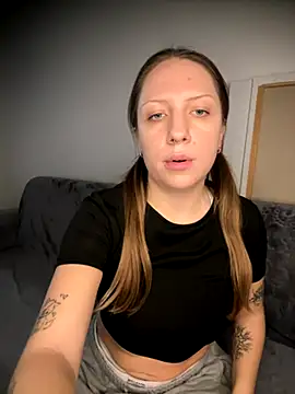 Sashabunny online show from September 12, 2025, 8:09 pm