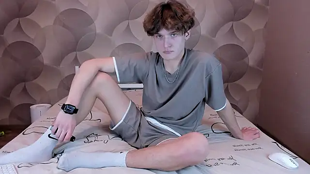 Snapshot of Ian_Flor chatting on February 14, 2026, 2:58 pm Ian Flor online show from February 14, 2026, 2:58 pm