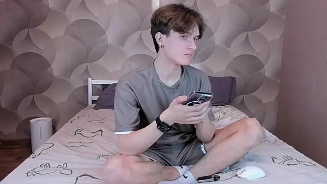 Snapshot of Ian_Flor chatting on April 9, 2026, 3:06 pm Ian Flor online show from April 9, 2026, 3:06 pm