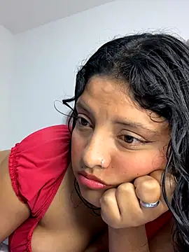 Snapshot of tati__22 chatting on September 10, 2025, 5:57 pm tati 22 online show from September 10, 2025, 5:57 pm