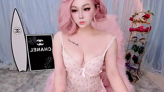 TTT8899 online show from November 1, 2025, 4:09 pm