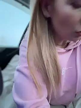 LavenderHot online show from January 14, 2026, 2:28 am