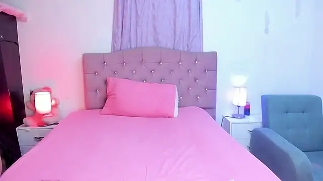 Snapshot of Latinabombsheell chatting on February 8, 2026, 6:50 am Latinabombsheell online show from February 8, 2026, 6:50 am