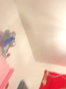 Gin4Cole online show from November 12, 2025, 9:32 am