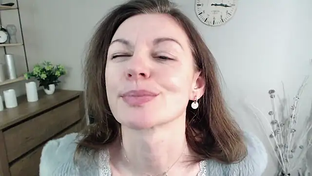 VivianWILD online show from January 21, 2025, 10:08 am