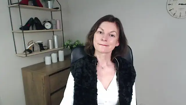 VivianWILD online show from February 13, 2025, 10:12 am