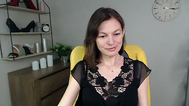 VivianWILD online show from February 27, 2025, 10:04 am