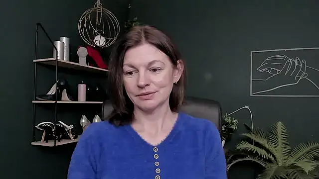 VivianWILD online show from January 12, 2026, 7:13 am