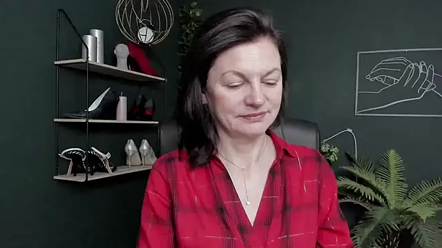 VivianWILD online show from February 24, 2026, 7:39 am