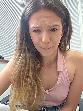 Snapshot of lucie_mehott chatting on June 12, 2026, 6:56 am lucie mehott online show from June 12, 2026, 6:56 am