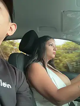 loreth J online show from November 10, 2025, 4:06 pm