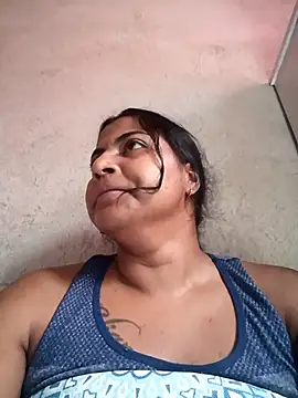 Giselabrunette25 online show from March 3, 2026, 3:07 pm