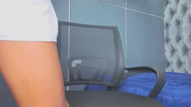 Hilary-banks online show from January 9, 2026, 8:54 pm