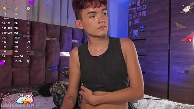 Snapshot of Angelo_018 chatting on March 15, 2025, 9:30 am Angelo 018 online show from March 15, 2025, 9:30 am