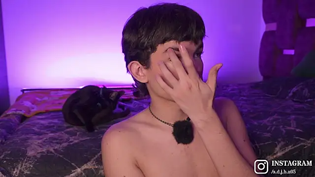 Snapshot of Angelo_018 chatting on November 27, 2025, 6:37 am Angelo 018 online show from November 27, 2025, 6:37 am