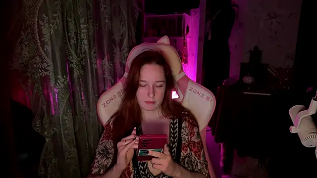 pearl princess  online show from March 29, 2026, 3:17 am