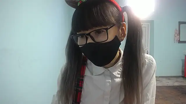 Snapshot of elllaaxx chatting on October 30, 2025, 3:52 am elllaaxx online show from October 30, 2025, 3:52 am