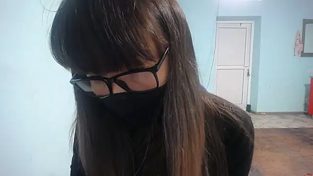 Snapshot of elllaaxx chatting on November 4, 2025, 3:38 am elllaaxx online show from November 4, 2025, 3:38 am