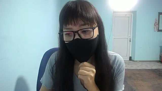 Snapshot of elllaaxx chatting on February 4, 2026, 4:07 am elllaaxx online show from February 4, 2026, 4:07 am