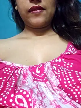 Snapshot of sexyindi_couple chatting on September 24, 2025, 5:55 am sexyindi couple online show from September 24, 2025, 5:55 am