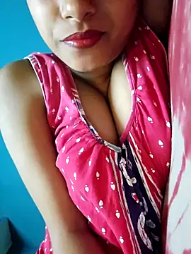 sexyindi couple online show from November 3, 2025, 1:23 pm