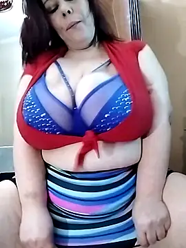 Lucia8600 online show from February 5, 2026, 9:08 pm