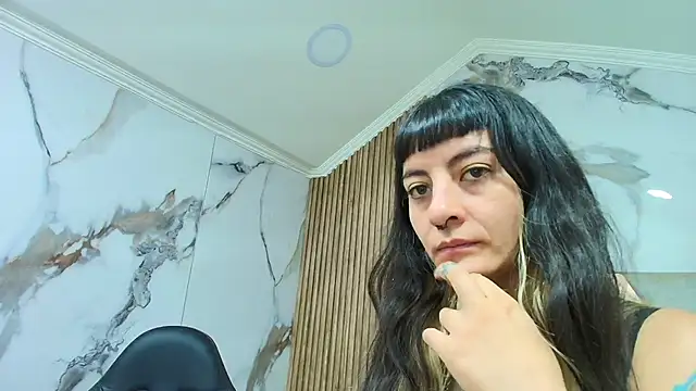 Naughty Kittenm online show from May 19, 2026, 11:27 am