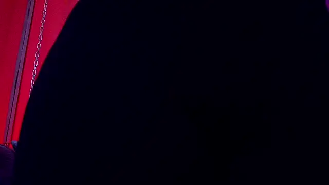 Julieta Russell online show from October 4, 2025, 11:41 am