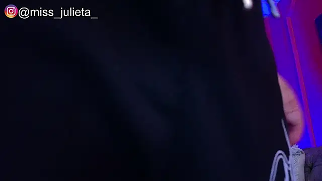 Julieta Russell online show from May 21, 2026, 11:28 am