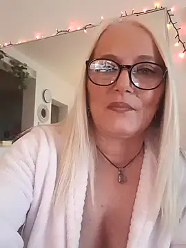 Snapshot of kikkastar chatting on January 2, 2025, 11:20 am kikkastar online show from January 2, 2025, 11:20 am