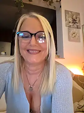 Snapshot of kikkastar chatting on February 23, 2025, 8:22 pm kikkastar online show from February 23, 2025, 8:22 pm