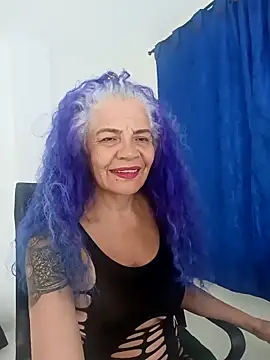 freyadevil333 online show from November 21, 2025, 12:10 am