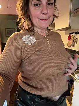 Sunbelxx online show from April 13, 2026, 7:58 am