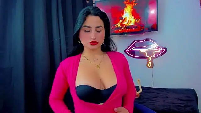 sunshine uwu22 online show from February 13, 2026, 6:48 pm