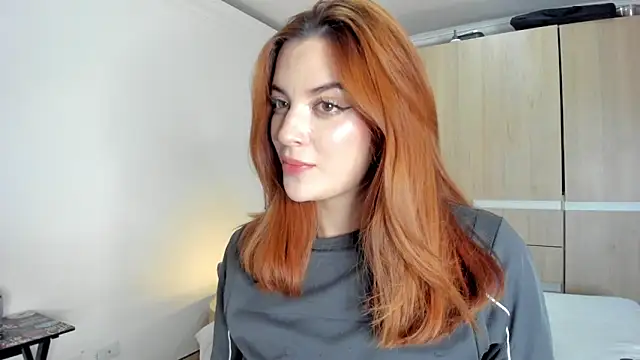 Bellacrox online show from December 12, 2024, 4:04 am