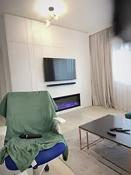 Snapshot of HotXMom chatting on February 8, 2025, 7:37 am HotXMom online show from February 8, 2025, 7:37 am