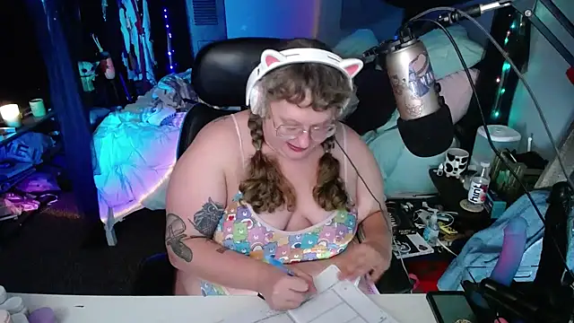 FatVeronica online show from January 12, 2025, 9:19 am