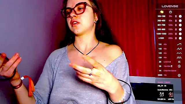 Sarah HS online show from December 14, 2024, 10:45 am