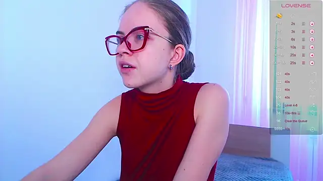 Sarah HS online show from March 11, 2025, 7:26 am