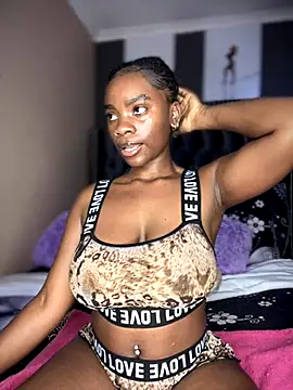 Snapshot of Candy-Heart chatting on October 7, 2025, 11:46 pm Candy-Heart online show from October 7, 2025, 11:46 pm