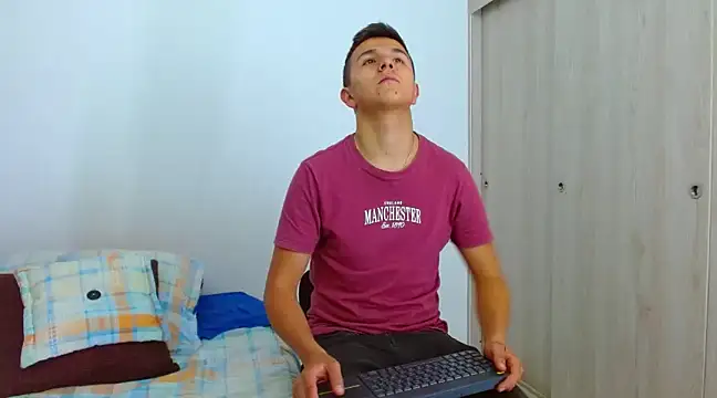 Snapshot of flint_ryan chatting on February 24, 2025, 6:15 pm flint ryan online show from February 24, 2025, 6:15 pm