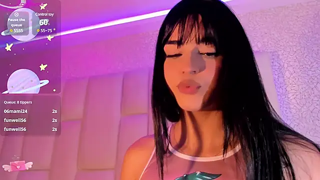 Summer walkerr online show from January 30, 2025, 6:43 pm