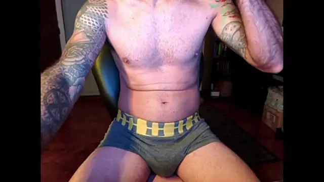 Snapshot of rumplstink chatting on April 13, 2026, 10:48 pm rumplstink online show from April 13, 2026, 10:48 pm