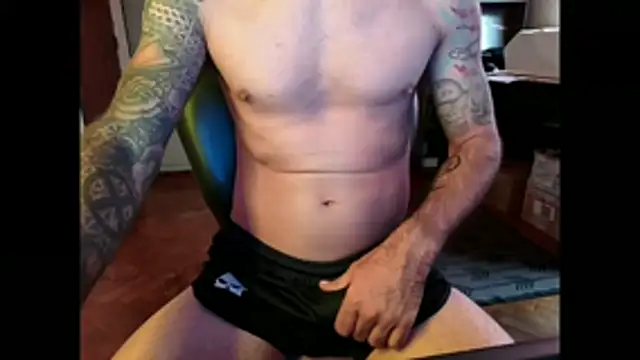 Snapshot of rumplstink chatting on April 20, 2026, 11:35 am rumplstink online show from April 20, 2026, 11:35 am