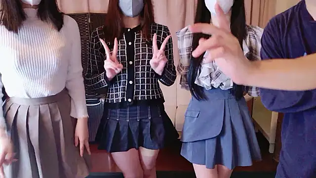 Snapshot of pako60_pako60 chatting on March 28, 2026, 12:49 pm pako60 pako60 online show from March 28, 2026, 12:49 pm