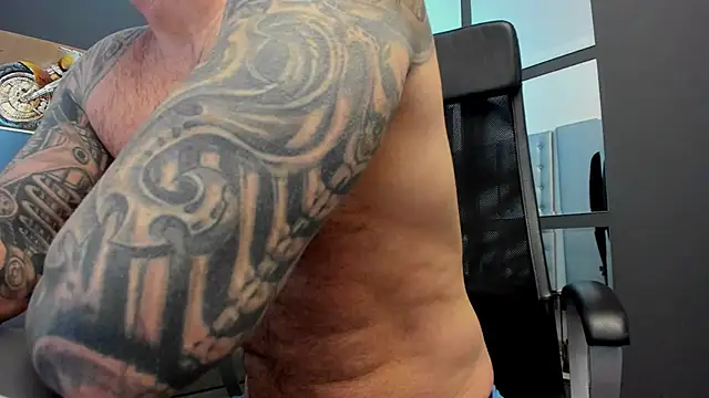 AronGrant online show from February 18, 2025, 12:17 pm