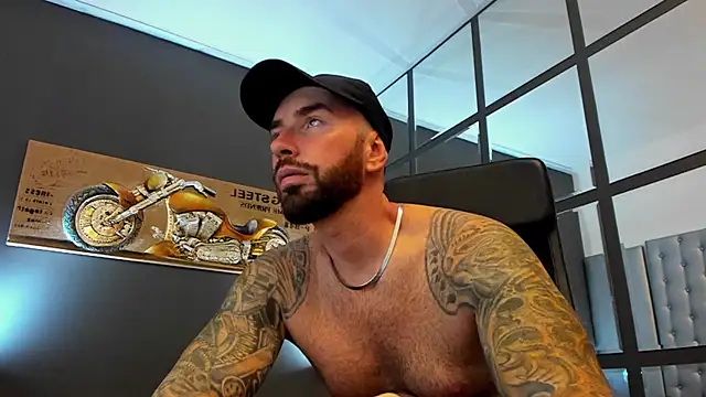 AronGrant online show from September 11, 2025, 8:58 am